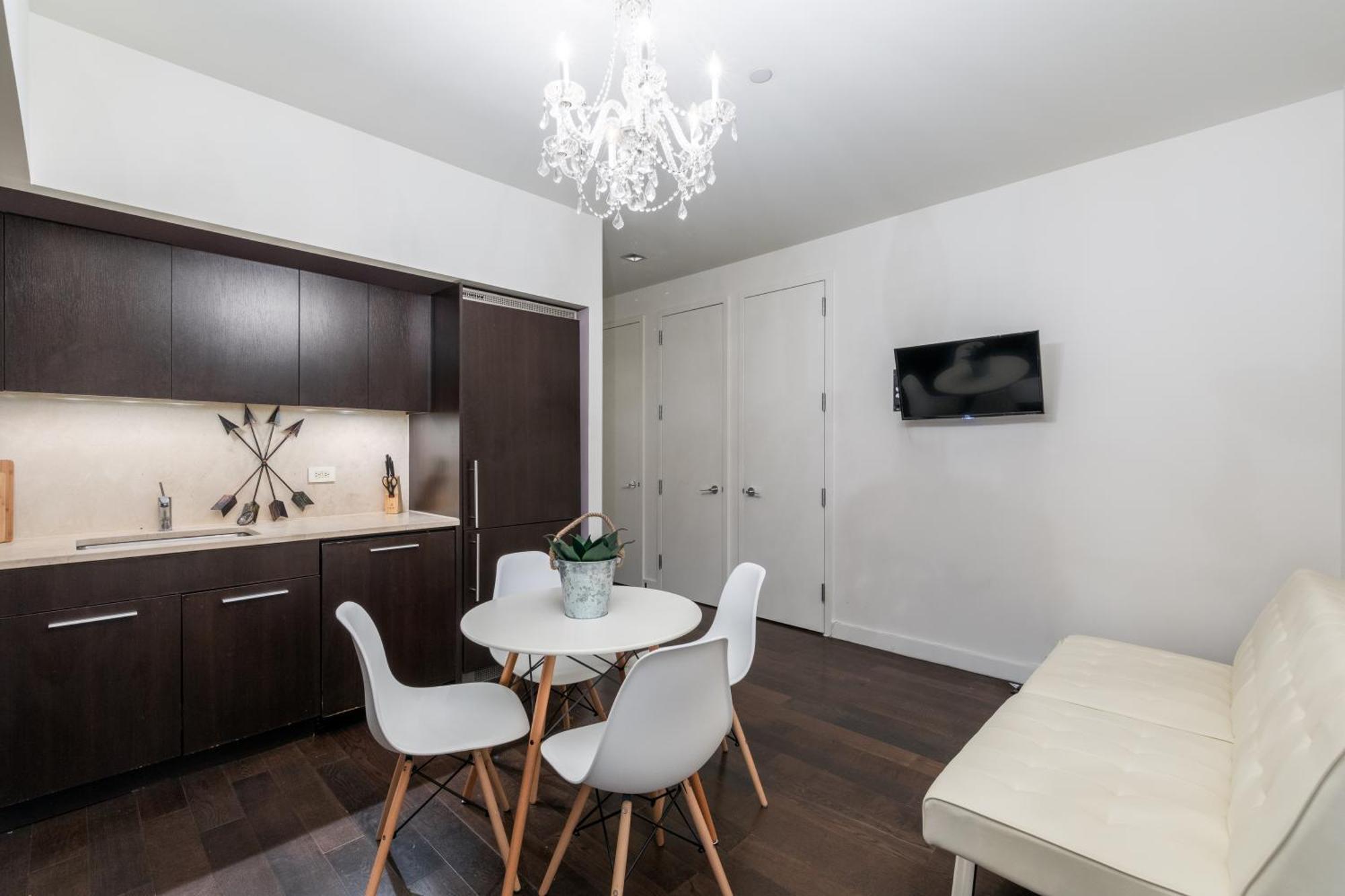 Outstanding & Bright 5bdr & 2 Bth In Downtown Manhattan Appartement New York